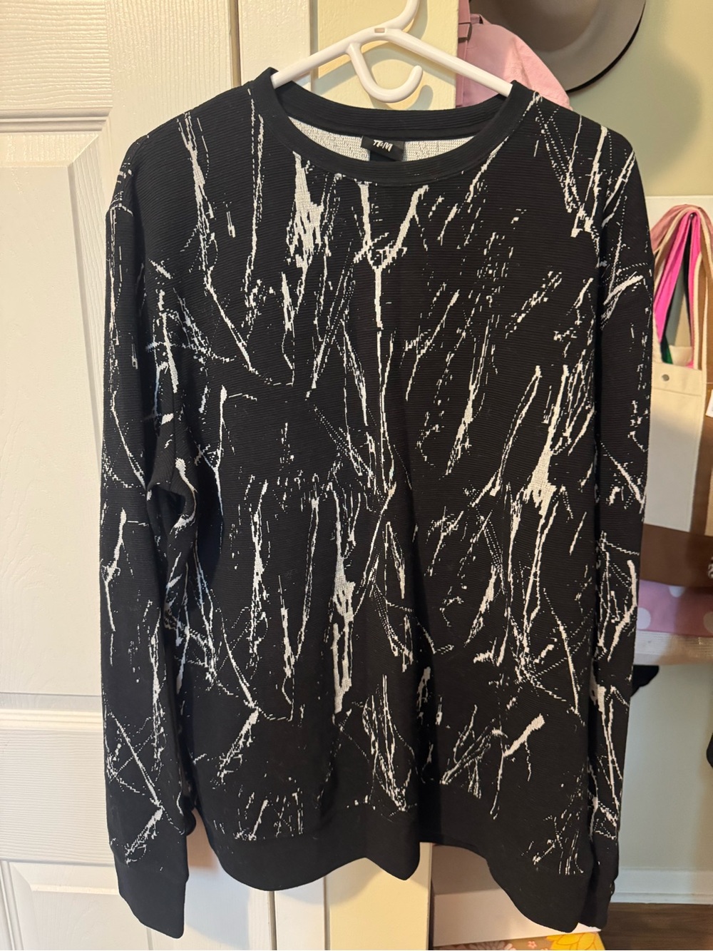 H&M Black Crewneck Sweater with White Marble Print